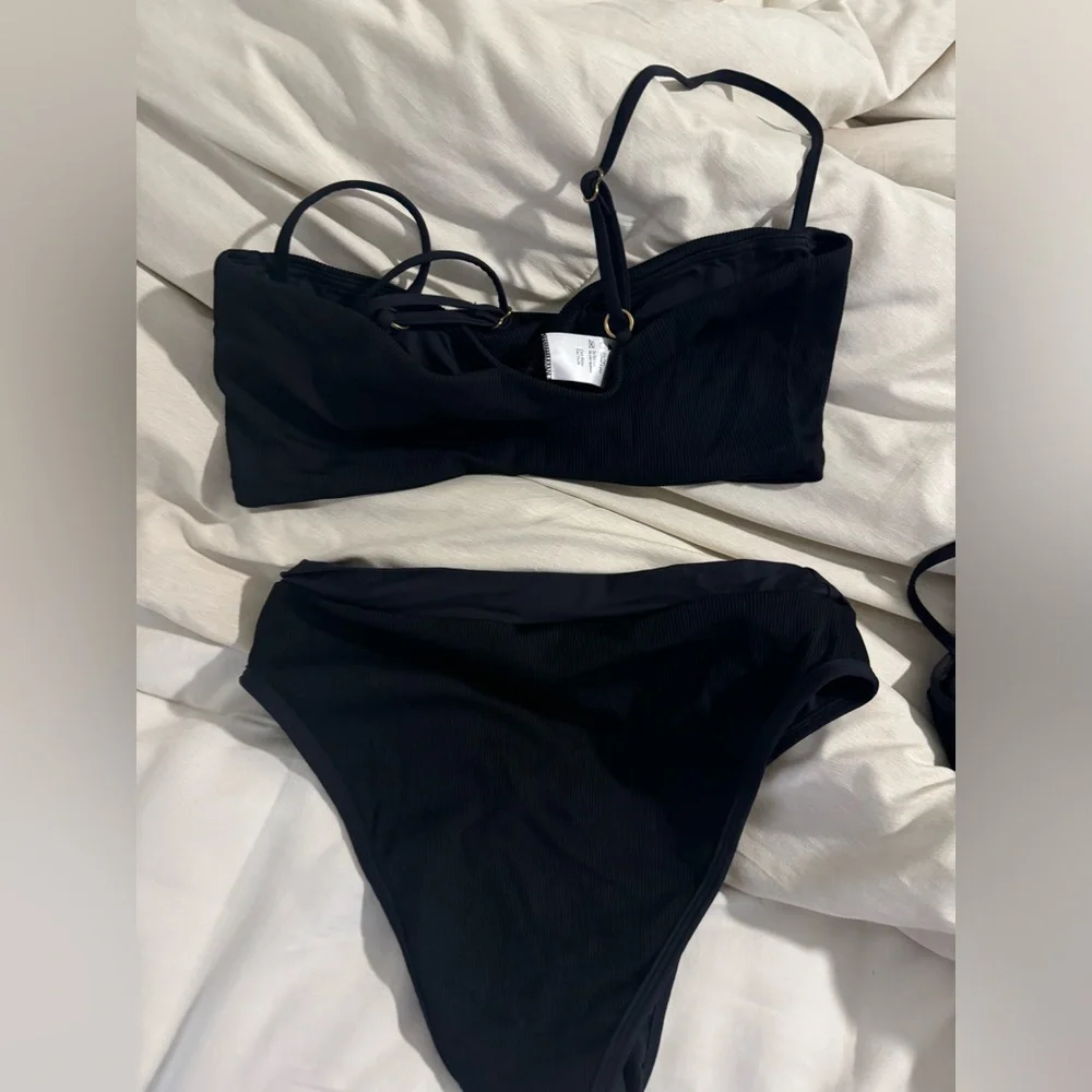 l* space black bikini - Picture 3 of 3